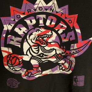 Mens 2XL Hardwood Classic Toronto Raptors T-Shirt